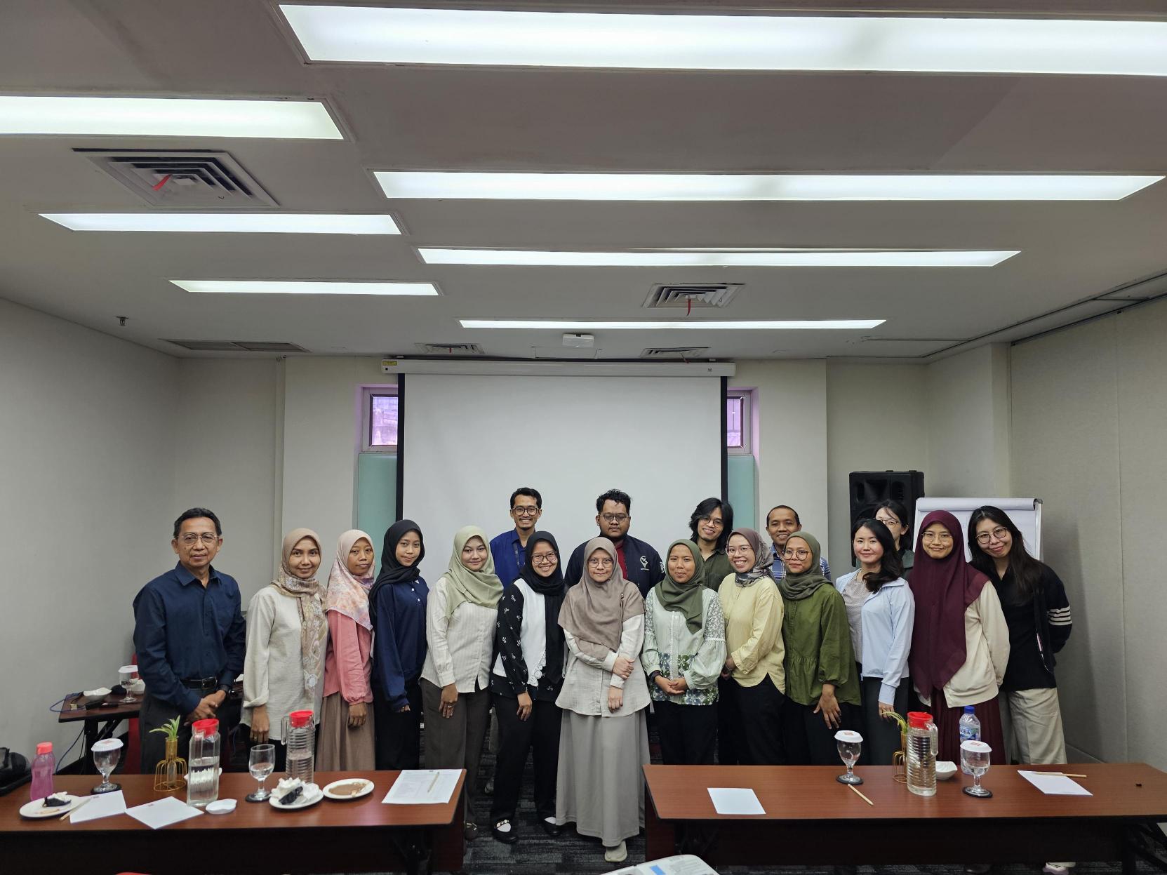 Strengthening Capacity in Infectious Disease Research, OUCRU Indonesia Hosts R Programming Short Course for Data Analysis